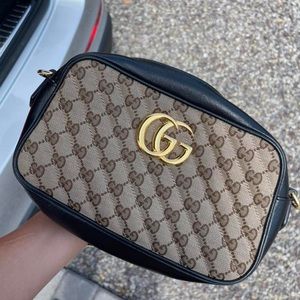 Gucci GG Marmont Small Shoulder Bag
